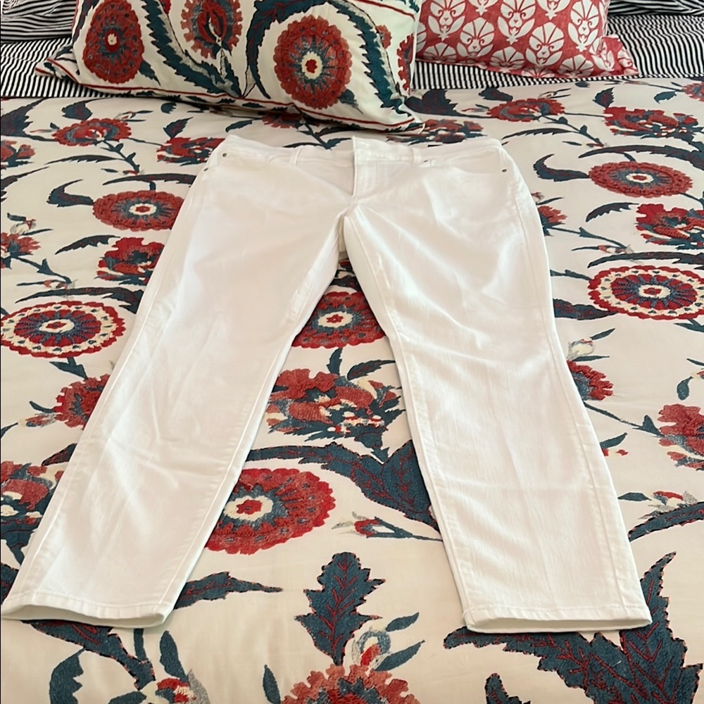 Ann Taylor Women's White Skinny Jeans